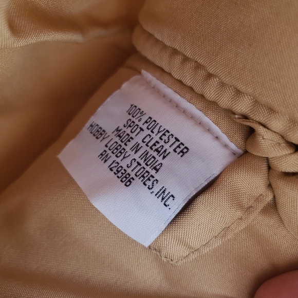 The Christmas Shoppe Plush Beige Tree Skirt - Picture 9 of 9